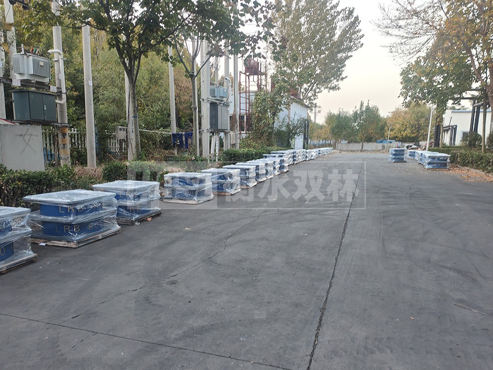 LRB900支座 建筑圆形高阻尼隔震橡胶支座厂家 隔震支座LBR600